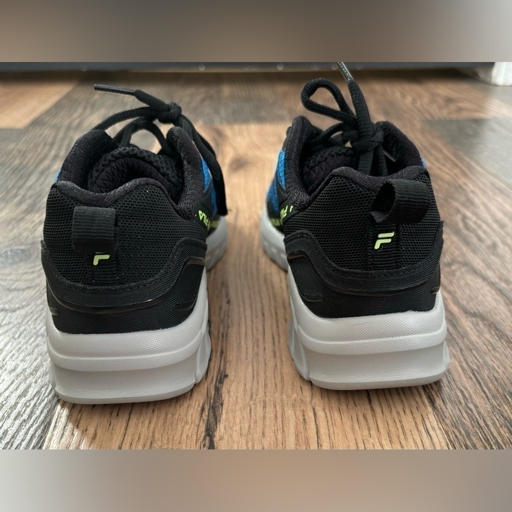 Boys Fila Shoes Galaxia 2 Blue Black Sz 1 - Picture 4 of 6
